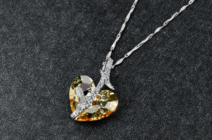 Kristal Taşlı Gümüş Kalp Kolye (Altın Kaplama) - N0130 Görseli